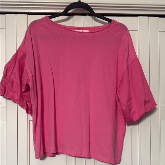 heyday Tops - Pink Women's Top with puff sleeves